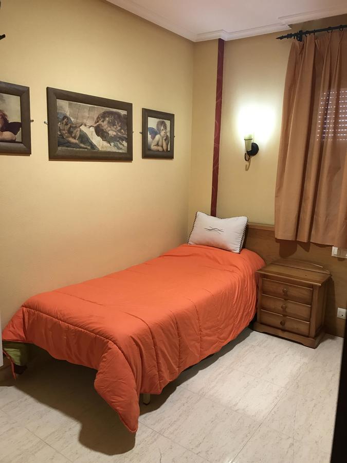 Hotel Banyeres Баньерес-де-Мариола Экстерьер фото